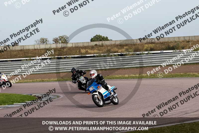 Rockingham no limits trackday;enduro digital images;event digital images;eventdigitalimages;no limits trackdays;peter wileman photography;racing digital images;rockingham raceway northamptonshire;rockingham trackday photographs;trackday digital images;trackday photos