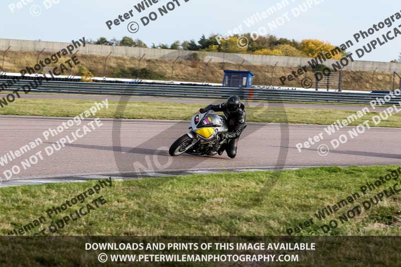 Rockingham no limits trackday;enduro digital images;event digital images;eventdigitalimages;no limits trackdays;peter wileman photography;racing digital images;rockingham raceway northamptonshire;rockingham trackday photographs;trackday digital images;trackday photos