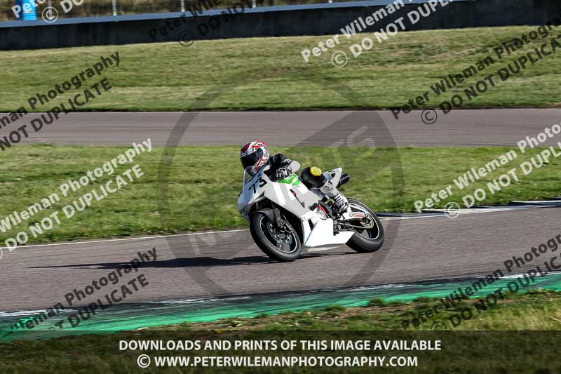 Rockingham no limits trackday;enduro digital images;event digital images;eventdigitalimages;no limits trackdays;peter wileman photography;racing digital images;rockingham raceway northamptonshire;rockingham trackday photographs;trackday digital images;trackday photos