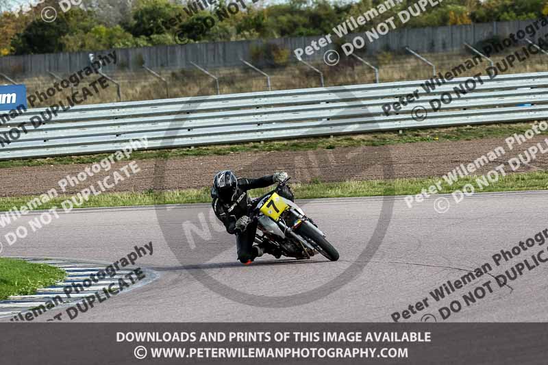 Rockingham no limits trackday;enduro digital images;event digital images;eventdigitalimages;no limits trackdays;peter wileman photography;racing digital images;rockingham raceway northamptonshire;rockingham trackday photographs;trackday digital images;trackday photos