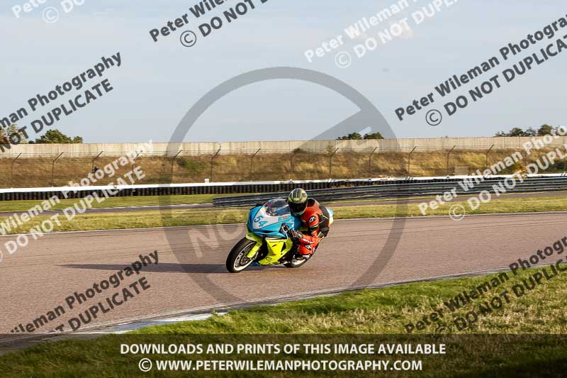 Rockingham no limits trackday;enduro digital images;event digital images;eventdigitalimages;no limits trackdays;peter wileman photography;racing digital images;rockingham raceway northamptonshire;rockingham trackday photographs;trackday digital images;trackday photos