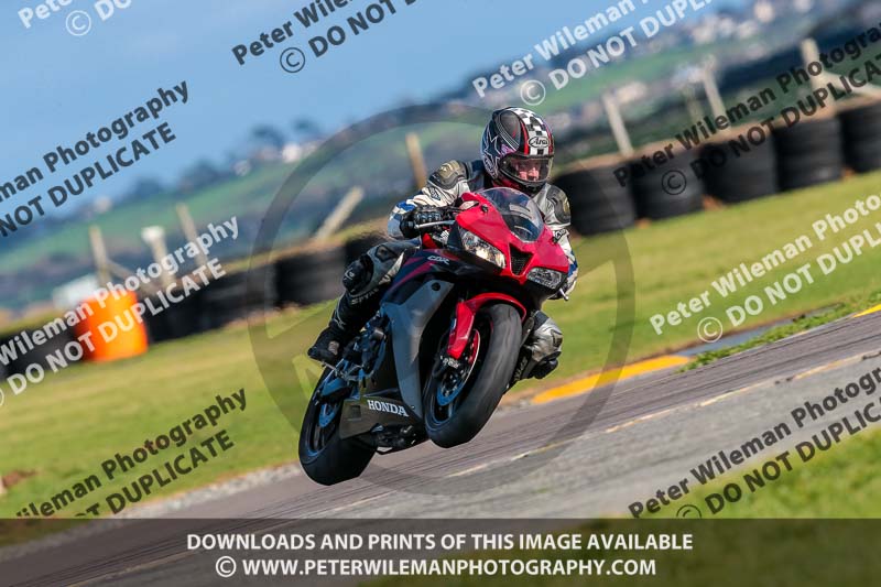 PJ Motorsport Photography 2018;anglesey no limits trackday;anglesey photographs;anglesey trackday photographs;enduro digital images;event digital images;eventdigitalimages;no limits trackdays;peter wileman photography;racing digital images;trac mon;trackday digital images;trackday photos;ty croes