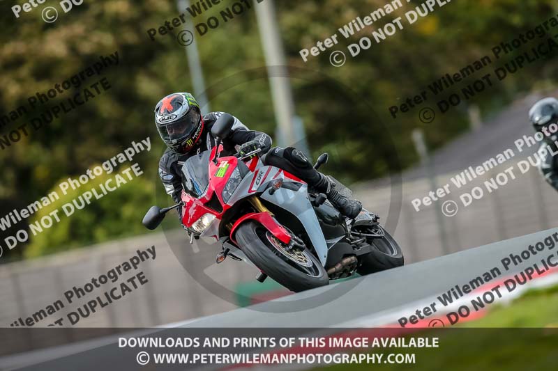 PJ Motorsport Photography 2018;anglesey;brands hatch;cadwell park;croft;donington park;enduro digital images;event digital images;eventdigitalimages;mallory;no limits;oulton park;peter wileman photography;racing digital images;silverstone;snetterton;trackday digital images;trackday photos;vmcc banbury run;welsh 2 day enduro