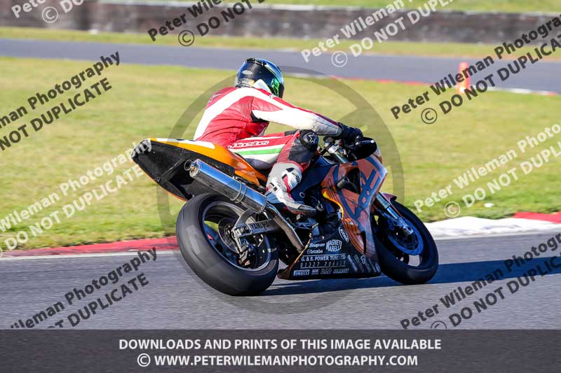 enduro digital images;event digital images;eventdigitalimages;no limits trackdays;peter wileman photography;racing digital images;snetterton;snetterton no limits trackday;snetterton photographs;snetterton trackday photographs;trackday digital images;trackday photos