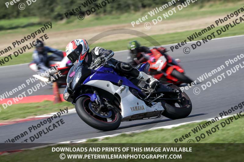 enduro digital images;event digital images;eventdigitalimages;no limits trackdays;peter wileman photography;racing digital images;snetterton;snetterton no limits trackday;snetterton photographs;snetterton trackday photographs;trackday digital images;trackday photos