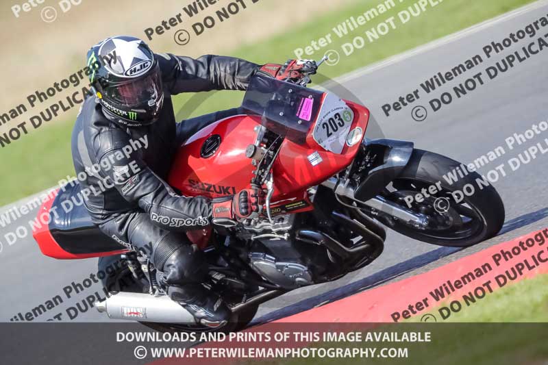 enduro digital images;event digital images;eventdigitalimages;no limits trackdays;peter wileman photography;racing digital images;snetterton;snetterton no limits trackday;snetterton photographs;snetterton trackday photographs;trackday digital images;trackday photos