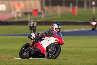 Rockingham-no-limits-trackday;enduro-digital-images;event-digital-images;eventdigitalimages;no-limits-trackdays;peter-wileman-photography;racing-digital-images;rockingham-raceway-northamptonshire;rockingham-trackday-photographs;trackday-digital-images;trackday-photos