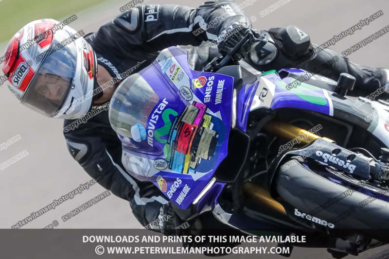 Rockingham no limits trackday;enduro digital images;event digital images;eventdigitalimages;no limits trackdays;peter wileman photography;racing digital images;rockingham raceway northamptonshire;rockingham trackday photographs;trackday digital images;trackday photos