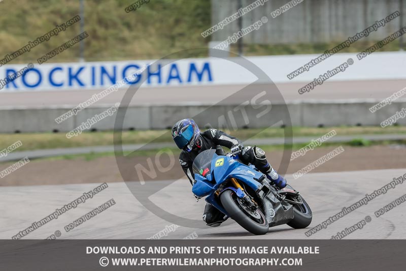 Rockingham no limits trackday;enduro digital images;event digital images;eventdigitalimages;no limits trackdays;peter wileman photography;racing digital images;rockingham raceway northamptonshire;rockingham trackday photographs;trackday digital images;trackday photos