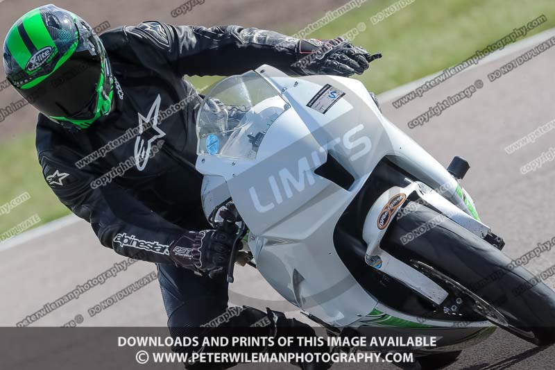 Rockingham no limits trackday;enduro digital images;event digital images;eventdigitalimages;no limits trackdays;peter wileman photography;racing digital images;rockingham raceway northamptonshire;rockingham trackday photographs;trackday digital images;trackday photos