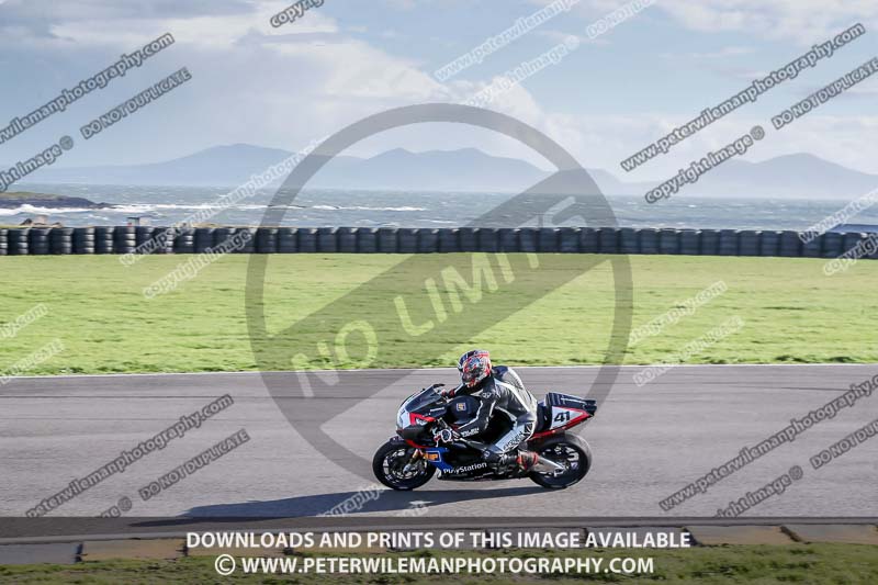 anglesey no limits trackday;anglesey photographs;anglesey trackday photographs;enduro digital images;event digital images;eventdigitalimages;no limits trackdays;peter wileman photography;racing digital images;trac mon;trackday digital images;trackday photos;ty croes