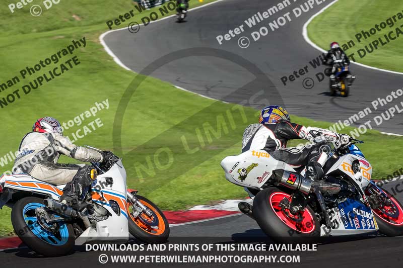 cadwell no limits trackday;cadwell park;cadwell park photographs;cadwell trackday photographs;enduro digital images;event digital images;eventdigitalimages;no limits trackdays;peter wileman photography;racing digital images;trackday digital images;trackday photos