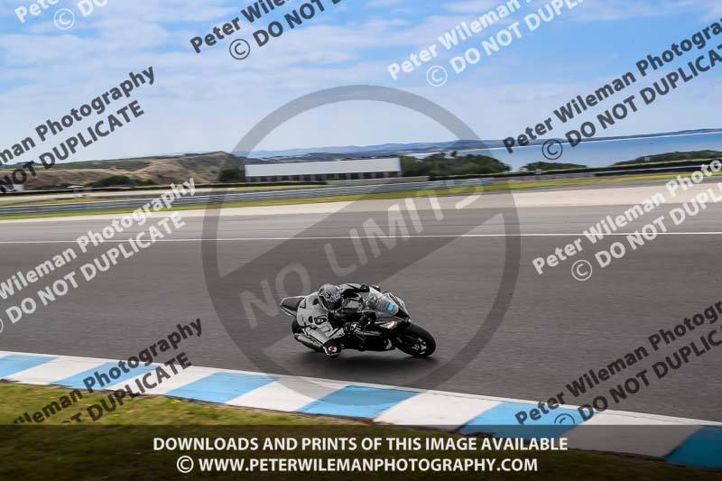 07th to 9th January 2019;Phillip Island;event digital images;motorbikes;no limits;peter wileman photography;trackday;trackday digital images