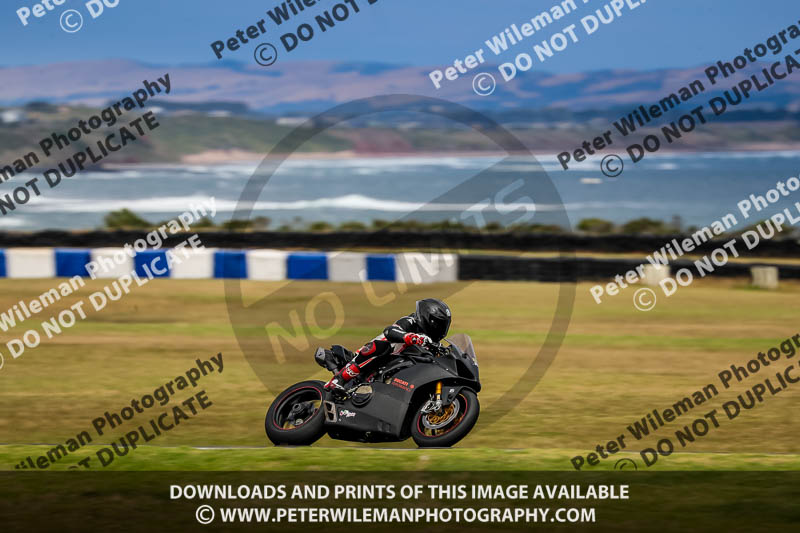 07th to 9th January 2019;Phillip Island;event digital images;motorbikes;no limits;peter wileman photography;trackday;trackday digital images