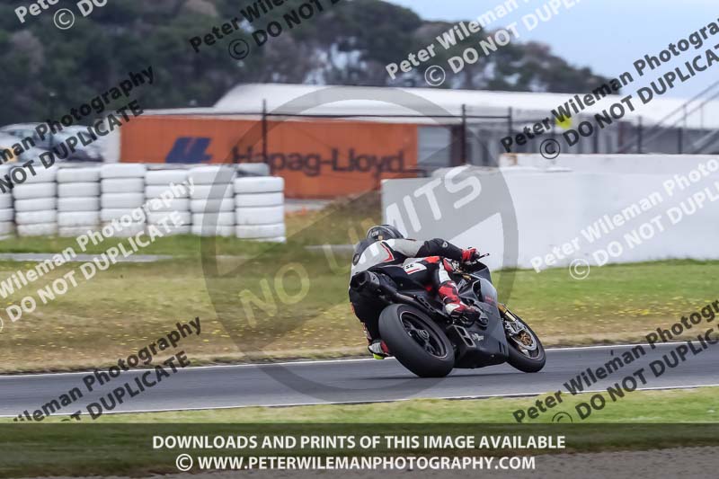 07th to 9th January 2019;Phillip Island;event digital images;motorbikes;no limits;peter wileman photography;trackday;trackday digital images