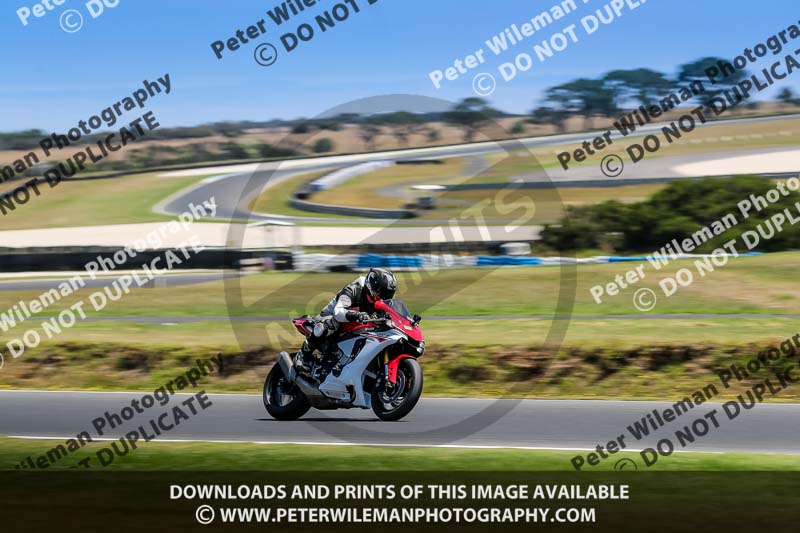 07th to 9th January 2019;Phillip Island;event digital images;motorbikes;no limits;peter wileman photography;trackday;trackday digital images