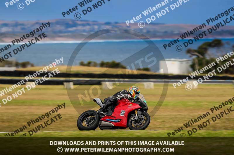 07th to 9th January 2019;Phillip Island;event digital images;motorbikes;no limits;peter wileman photography;trackday;trackday digital images