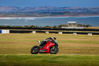 07th-to-9th-January-2019;Phillip-Island;event-digital-images;motorbikes;no-limits;peter-wileman-photography;trackday;trackday-digital-images