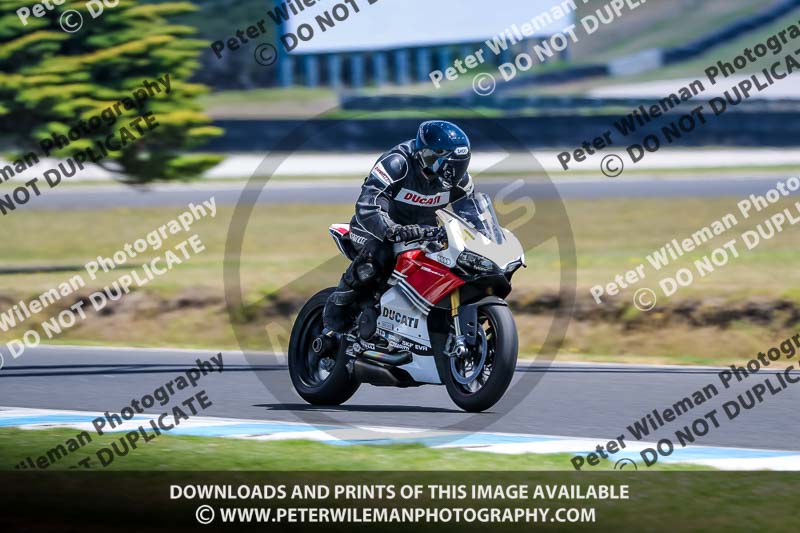 07th to 9th January 2019;Phillip Island;event digital images;motorbikes;no limits;peter wileman photography;trackday;trackday digital images