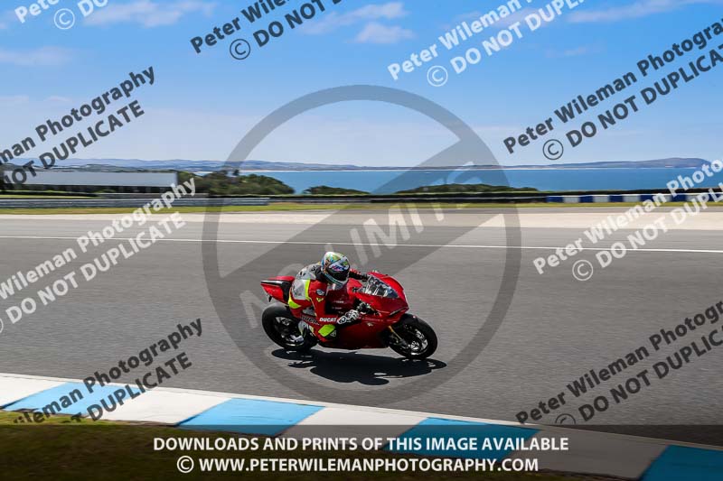 07th to 9th January 2019;Phillip Island;event digital images;motorbikes;no limits;peter wileman photography;trackday;trackday digital images