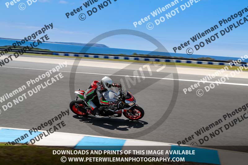 07th to 9th January 2019;Phillip Island;event digital images;motorbikes;no limits;peter wileman photography;trackday;trackday digital images