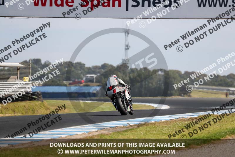 07th to 9th January 2019;Phillip Island;event digital images;motorbikes;no limits;peter wileman photography;trackday;trackday digital images