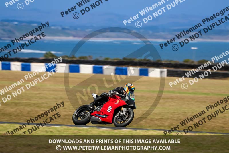 07th to 9th January 2019;Phillip Island;event digital images;motorbikes;no limits;peter wileman photography;trackday;trackday digital images