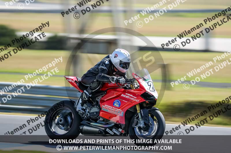 07th to 9th January 2019;Phillip Island;event digital images;motorbikes;no limits;peter wileman photography;trackday;trackday digital images