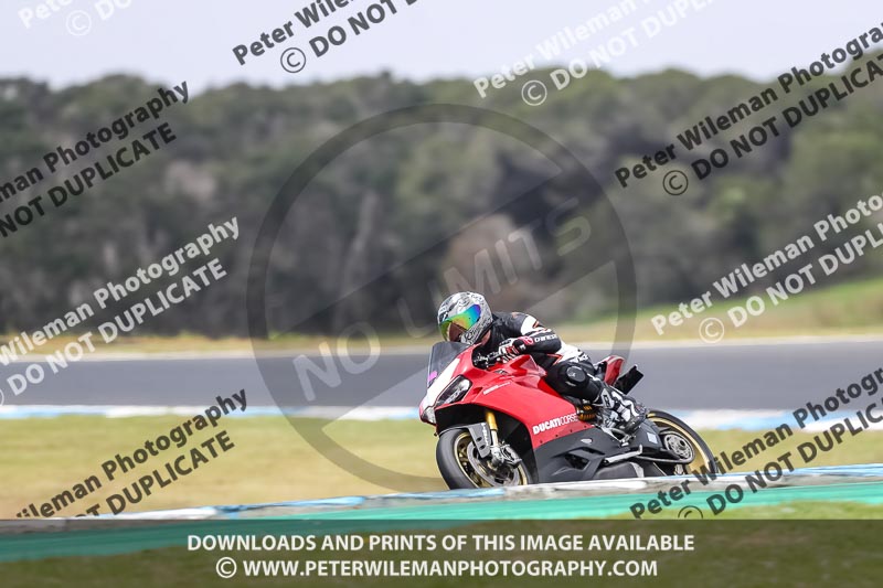 07th to 9th January 2019;Phillip Island;event digital images;motorbikes;no limits;peter wileman photography;trackday;trackday digital images