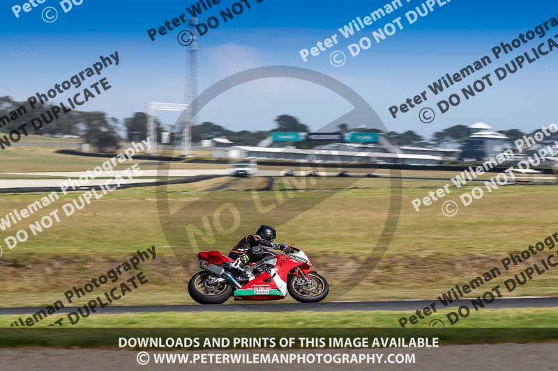 07th to 9th January 2019;Phillip Island;event digital images;motorbikes;no limits;peter wileman photography;trackday;trackday digital images