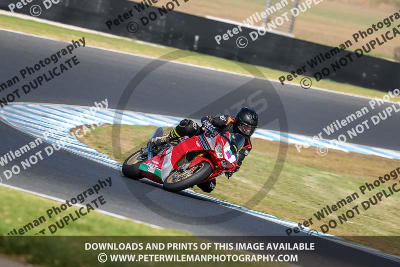 07th to 9th January 2019;Phillip Island;event digital images;motorbikes;no limits;peter wileman photography;trackday;trackday digital images