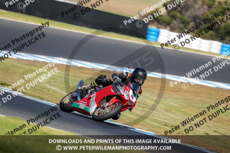 07th to 9th January 2019;Phillip Island;event digital images;motorbikes;no limits;peter wileman photography;trackday;trackday digital images