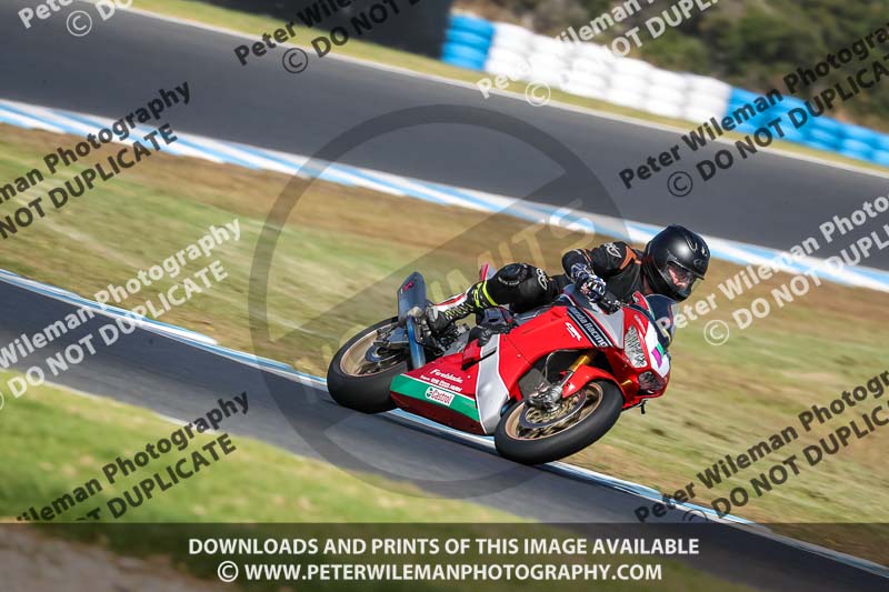 07th to 9th January 2019;Phillip Island;event digital images;motorbikes;no limits;peter wileman photography;trackday;trackday digital images