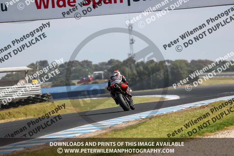 07th to 9th January 2019;Phillip Island;event digital images;motorbikes;no limits;peter wileman photography;trackday;trackday digital images