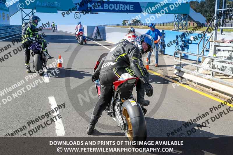 07th to 9th January 2019;Phillip Island;event digital images;motorbikes;no limits;peter wileman photography;trackday;trackday digital images