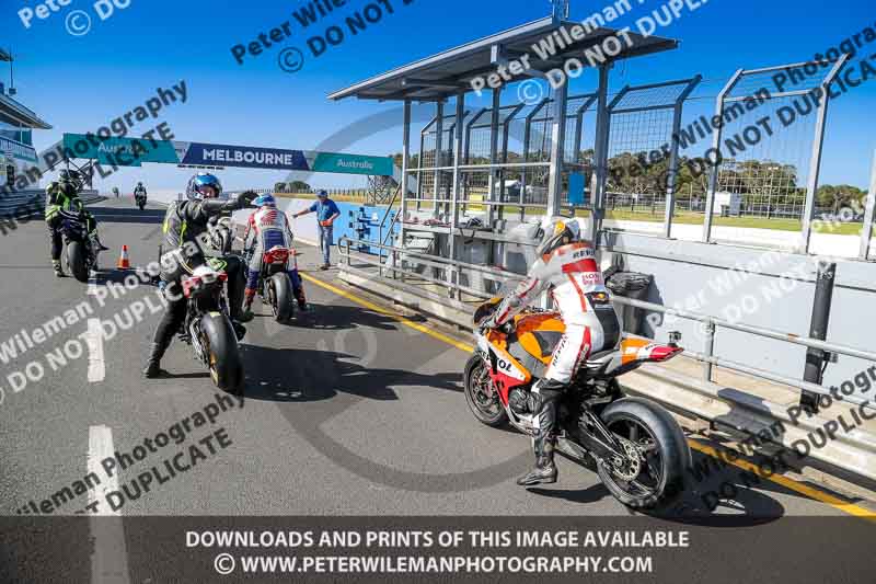 07th to 9th January 2019;Phillip Island;event digital images;motorbikes;no limits;peter wileman photography;trackday;trackday digital images