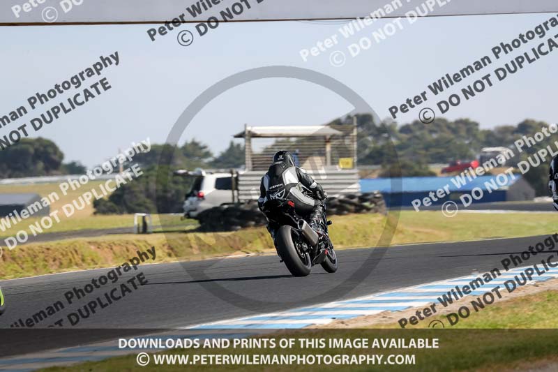 07th to 9th January 2019;Phillip Island;event digital images;motorbikes;no limits;peter wileman photography;trackday;trackday digital images