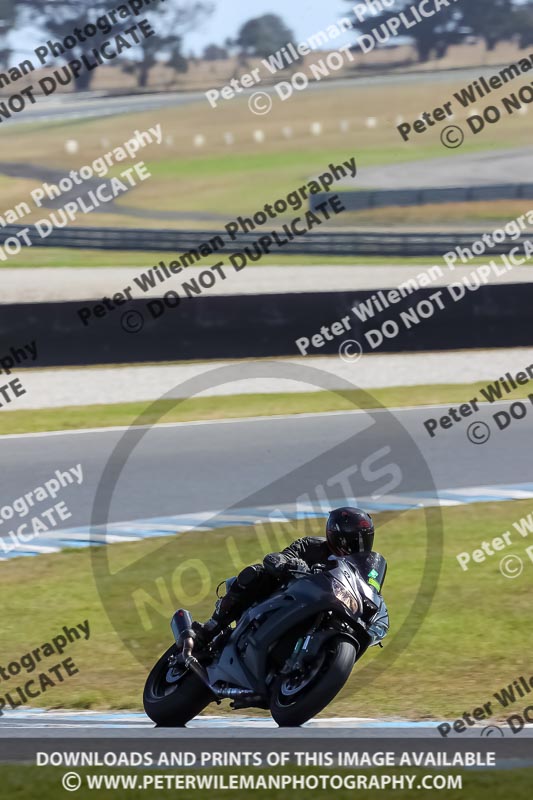 07th to 9th January 2019;Phillip Island;event digital images;motorbikes;no limits;peter wileman photography;trackday;trackday digital images