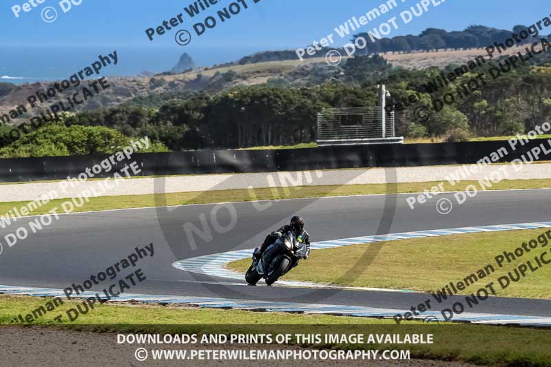 07th to 9th January 2019;Phillip Island;event digital images;motorbikes;no limits;peter wileman photography;trackday;trackday digital images