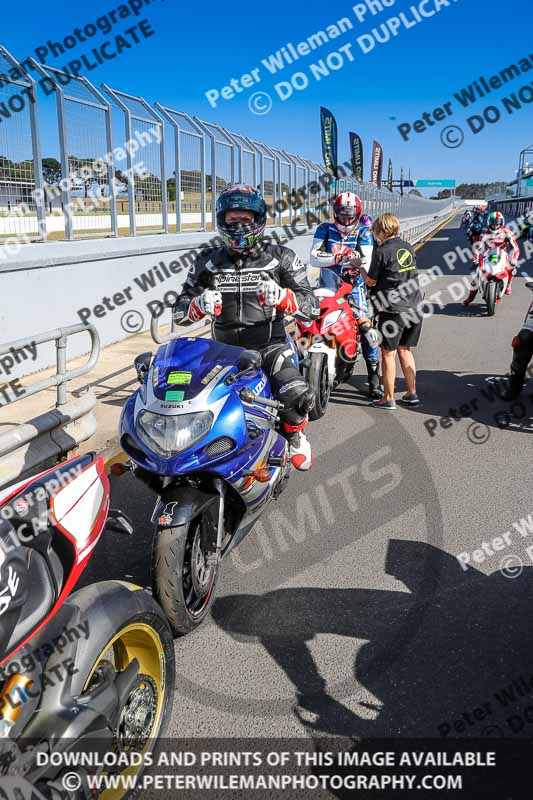 07th to 9th January 2019;Phillip Island;event digital images;motorbikes;no limits;peter wileman photography;trackday;trackday digital images