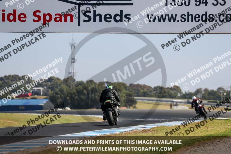 07th to 9th January 2019;Phillip Island;event digital images;motorbikes;no limits;peter wileman photography;trackday;trackday digital images