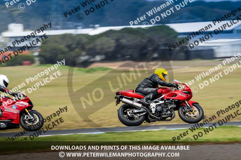 07th to 9th January 2019;Phillip Island;event digital images;motorbikes;no limits;peter wileman photography;trackday;trackday digital images