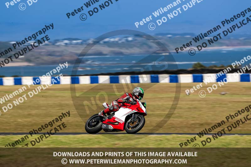 07th to 9th January 2019;Phillip Island;event digital images;motorbikes;no limits;peter wileman photography;trackday;trackday digital images