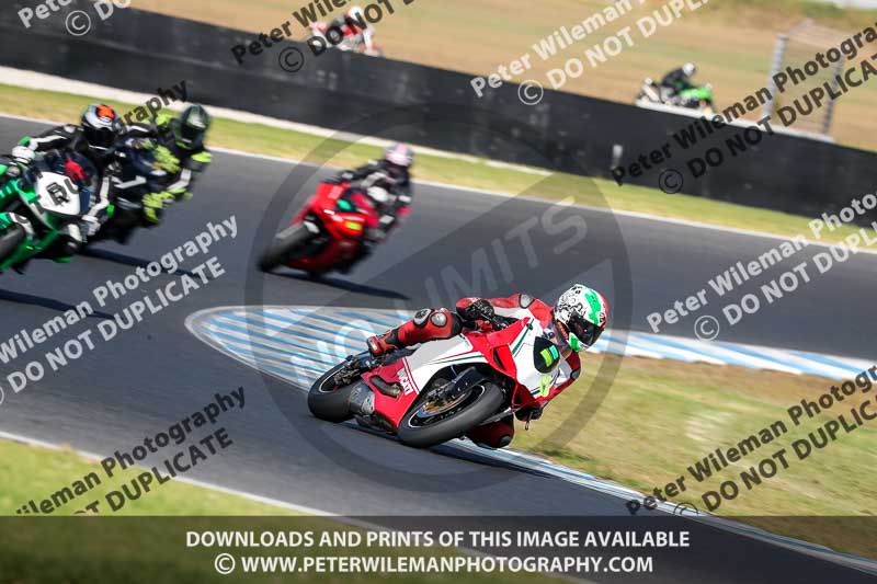 07th to 9th January 2019;Phillip Island;event digital images;motorbikes;no limits;peter wileman photography;trackday;trackday digital images