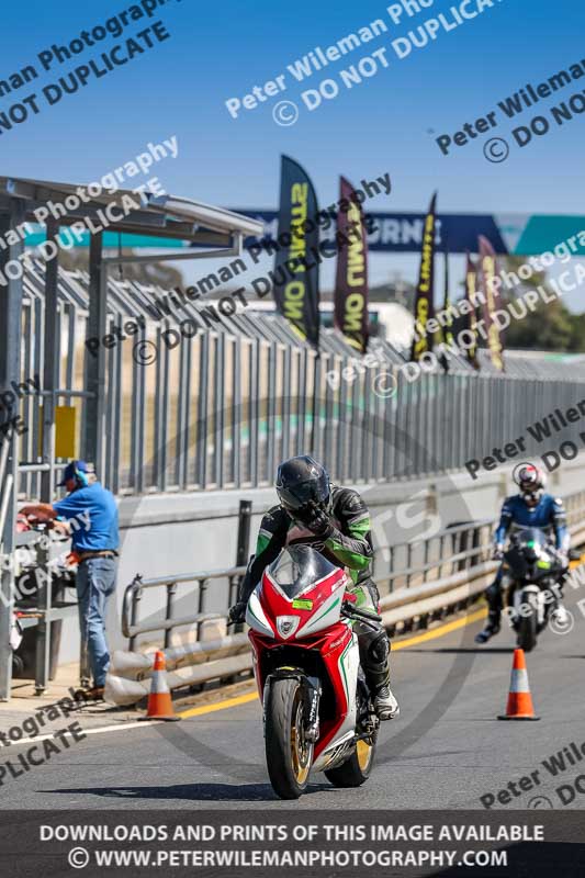 07th to 9th January 2019;Phillip Island;event digital images;motorbikes;no limits;peter wileman photography;trackday;trackday digital images