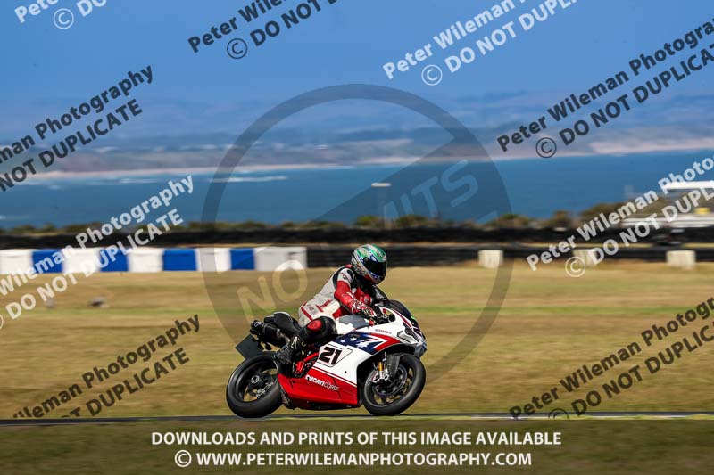 07th to 9th January 2019;Phillip Island;event digital images;motorbikes;no limits;peter wileman photography;trackday;trackday digital images