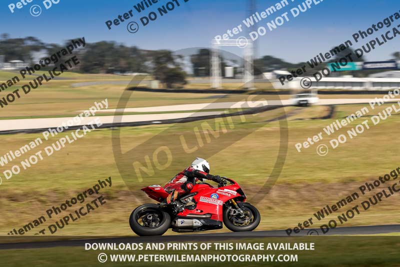 07th to 9th January 2019;Phillip Island;event digital images;motorbikes;no limits;peter wileman photography;trackday;trackday digital images