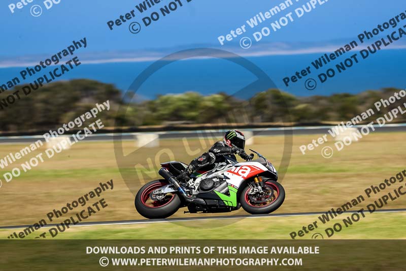 07th to 9th January 2019;Phillip Island;event digital images;motorbikes;no limits;peter wileman photography;trackday;trackday digital images