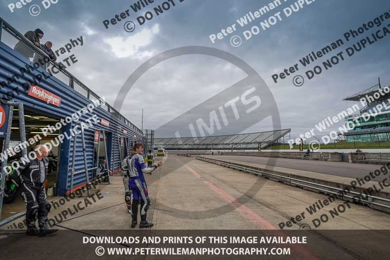 Rockingham no limits trackday;enduro digital images;event digital images;eventdigitalimages;no limits trackdays;peter wileman photography;racing digital images;rockingham raceway northamptonshire;rockingham trackday photographs;trackday digital images;trackday photos