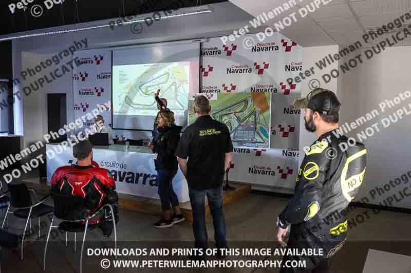 Circuito de Navarra;Spain;event digital images;motorbikes;no limits;peter wileman photography;trackday;trackday digital images